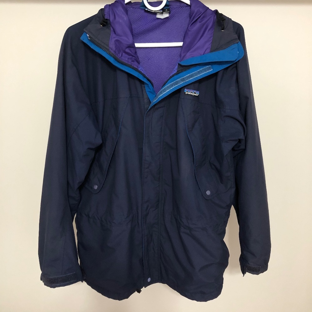 Patagonia women's rain jacket, size S (2nd listing with more info & p…